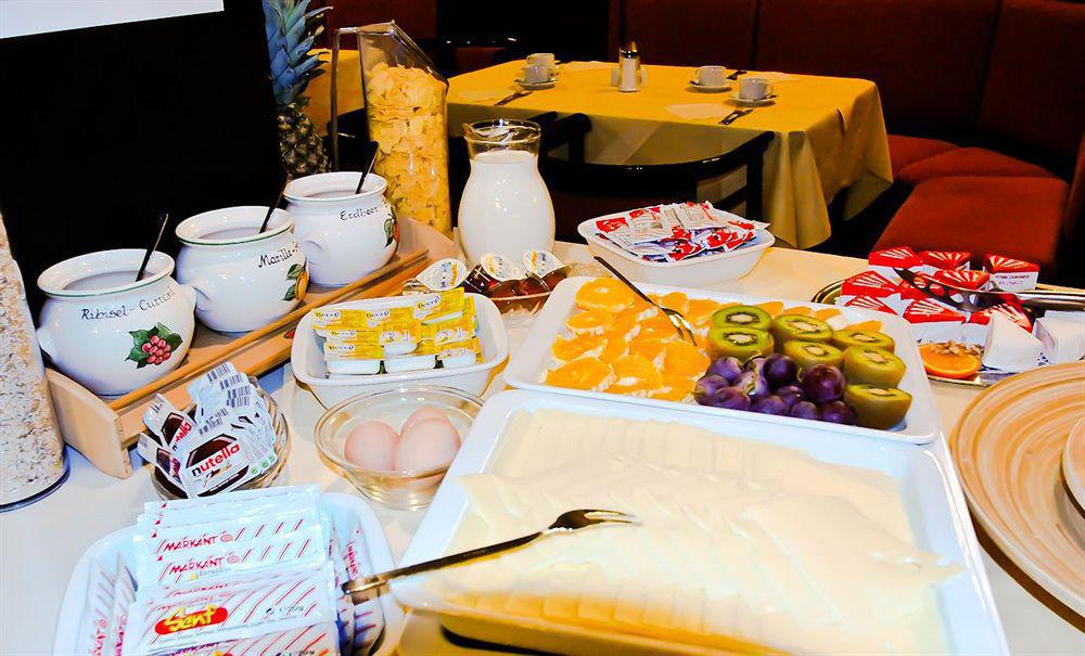 Mercure Raphael 4* Viena